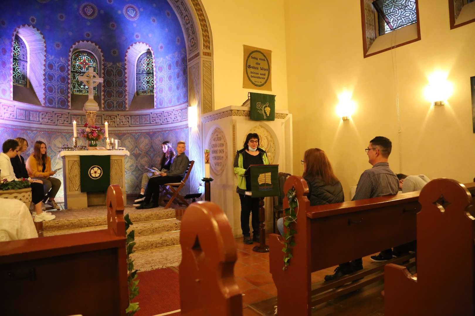 Abendmahlsgottesdienst der Konfirmanden in der St. Franziskuskirche