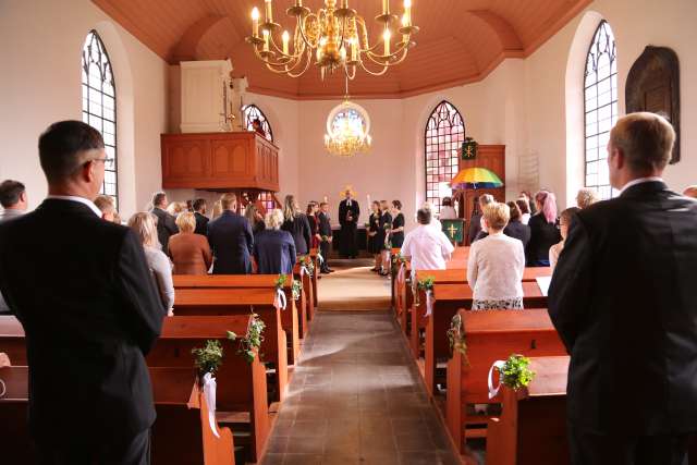 Konfirmation der Kirchengemeinde Coppengrave in der St. Maternuskapelle