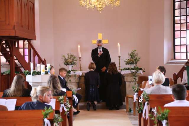 Konfirmation der Kirchengemeinde Coppengrave in der St. Maternuskapelle