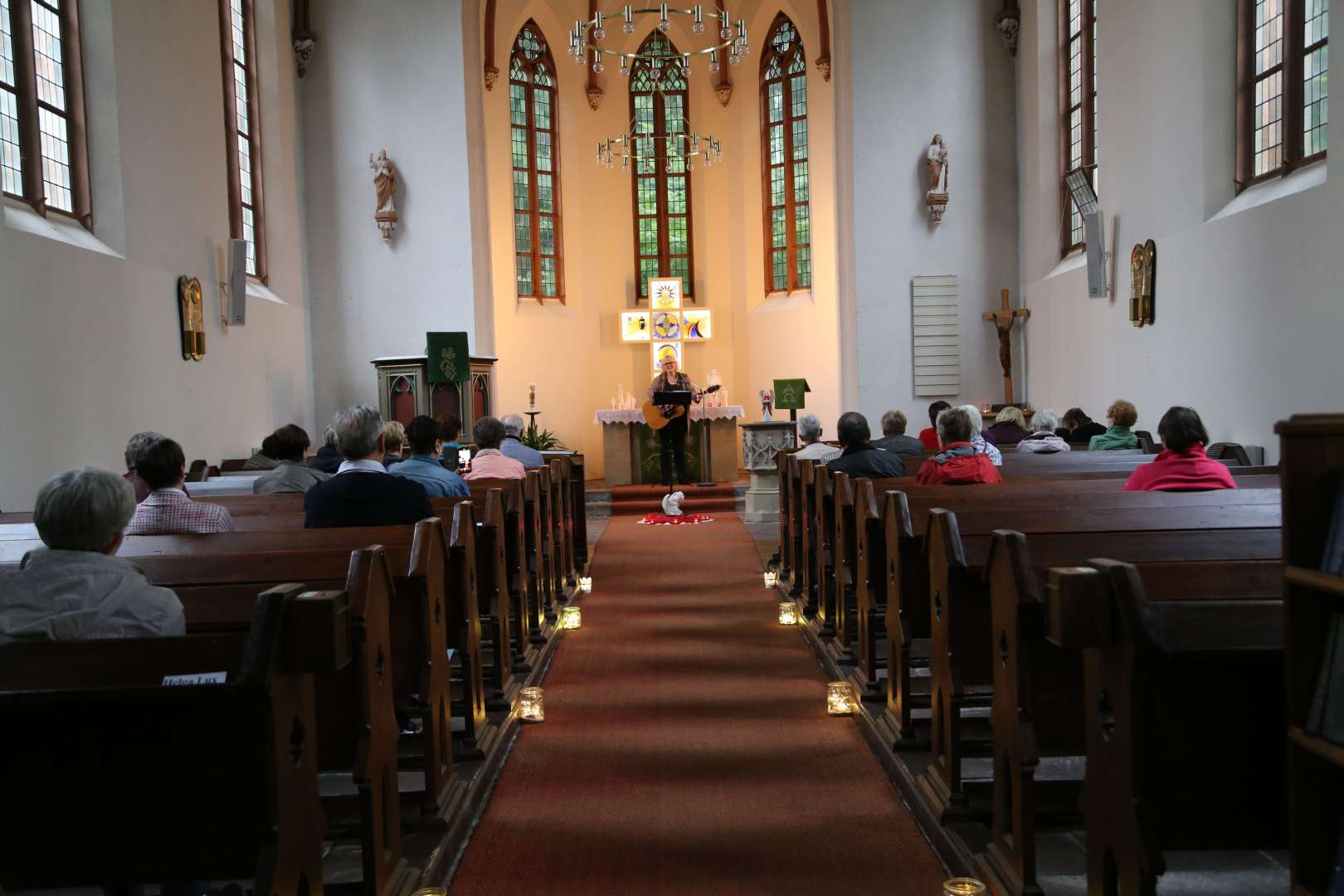 Engelkonzert mit Caroline Berndt-Uhde in der Kirche in Grünenplan