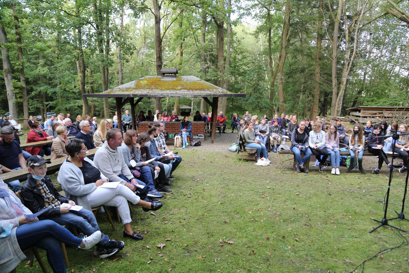 Begrüßungsgottesdienst der Konfirmanden an der Köhlerhütte