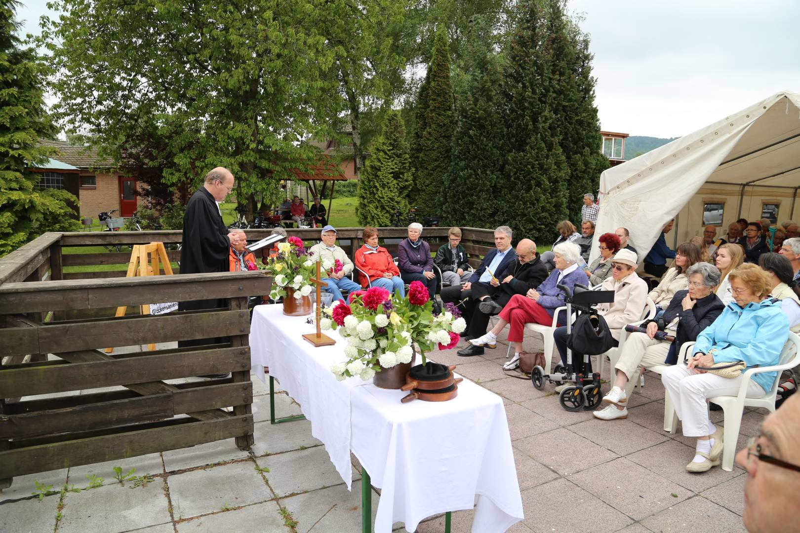 Foto-Rückschau auf das Wirken von Pastor Dr. Meisiek