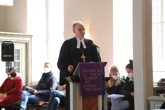 Landesbischof Meister besucht die Kirchengemeinde Duingen