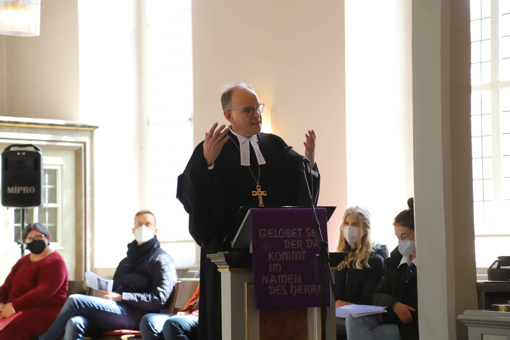 Landesbischof Meister besucht die Kirchengemeinde Duingen