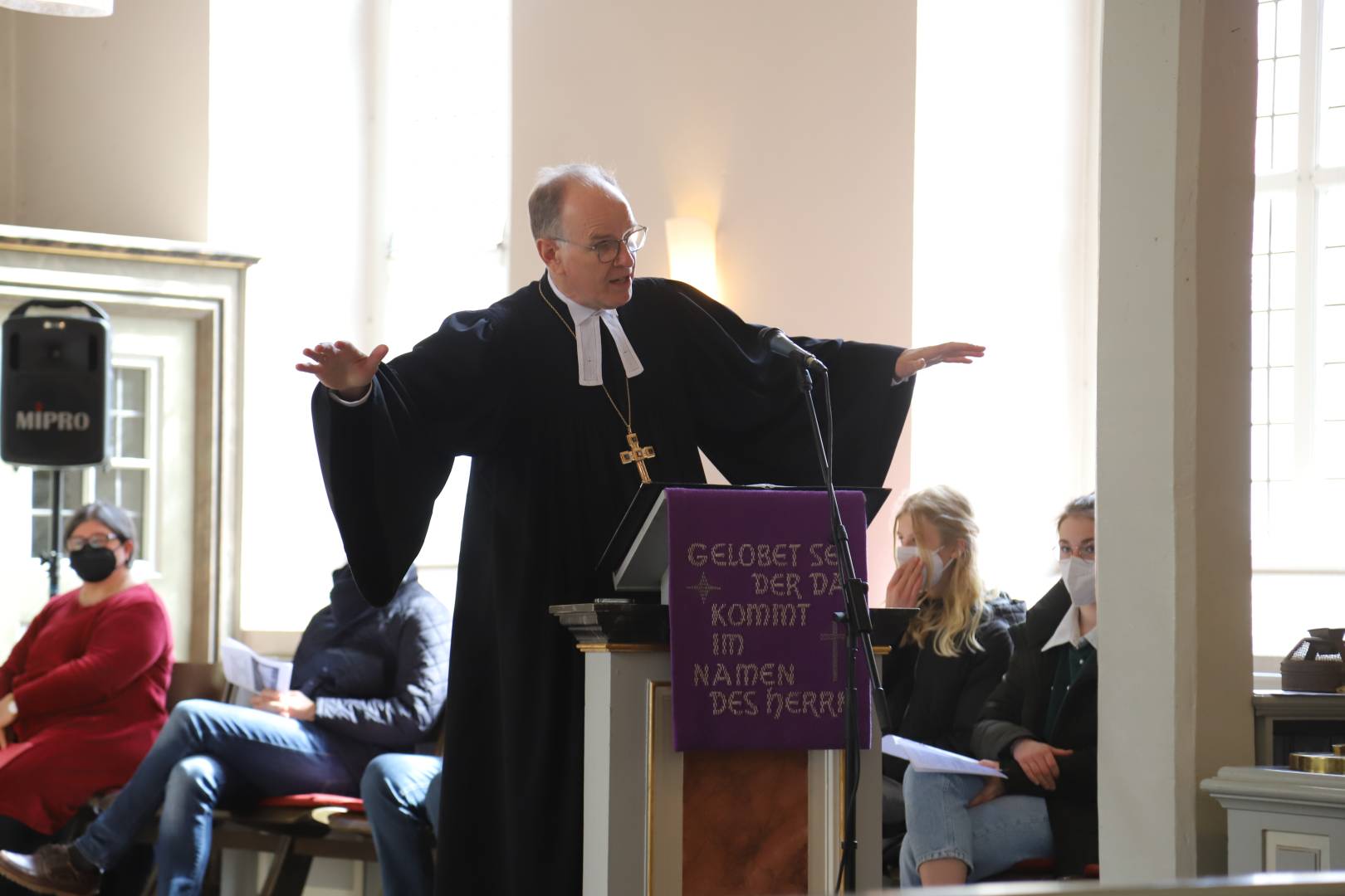 Landesbischof Meister besucht die Kirchengemeinde Duingen