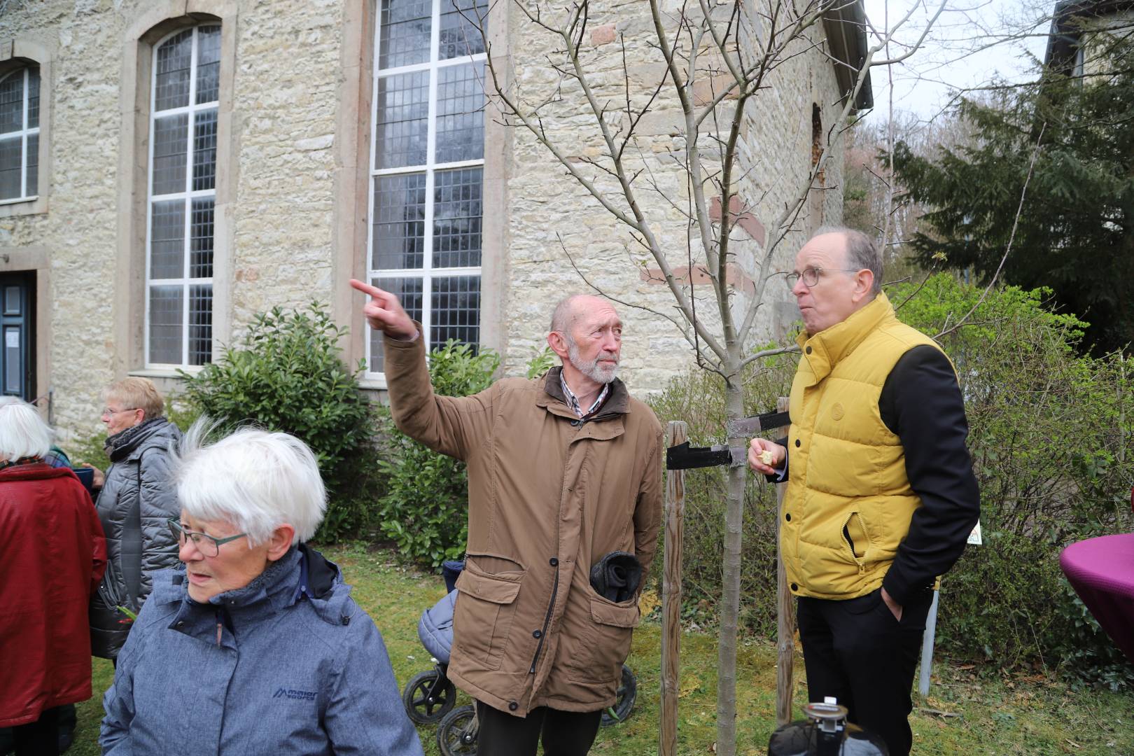 Landesbischof Meister besucht die Kirchengemeinde Duingen