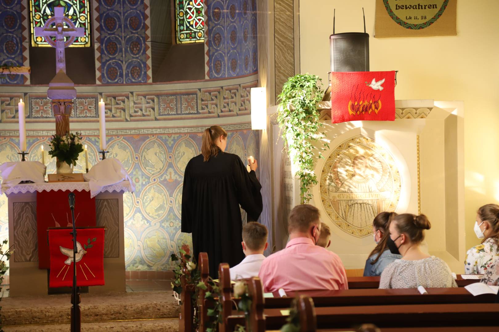 Abendmahlsgottesdienst der Konfirmanden in der St. Franziskuskirche