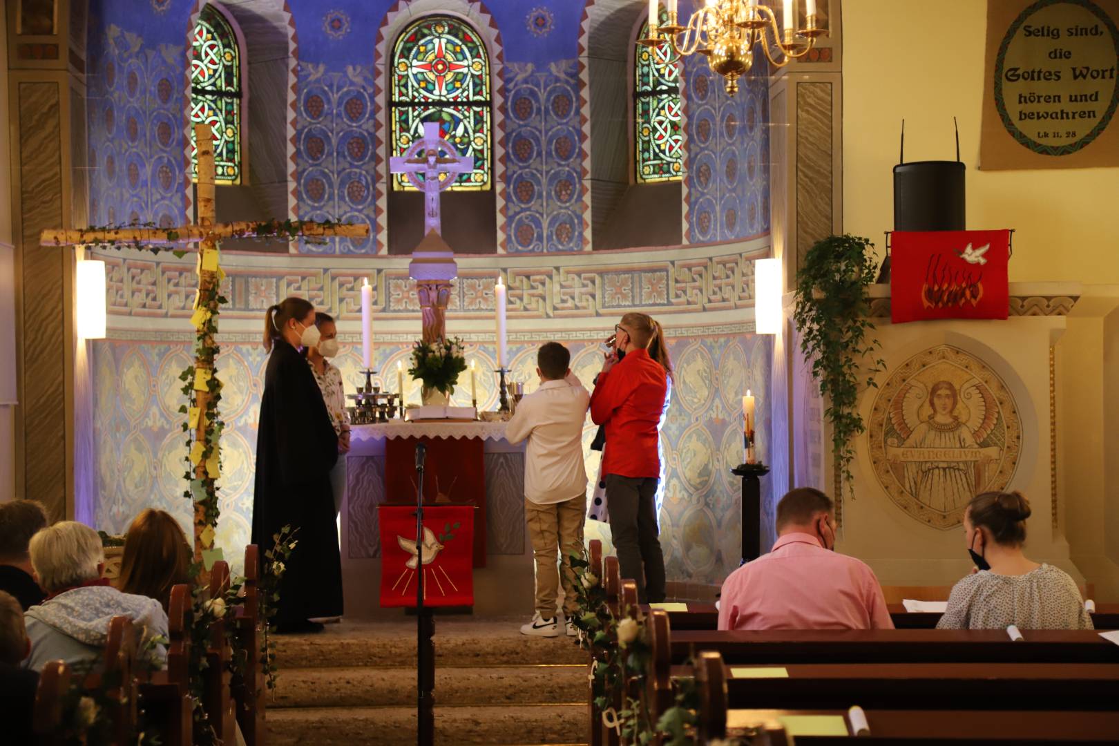 Abendmahlsgottesdienst der Konfirmanden in der St. Franziskuskirche