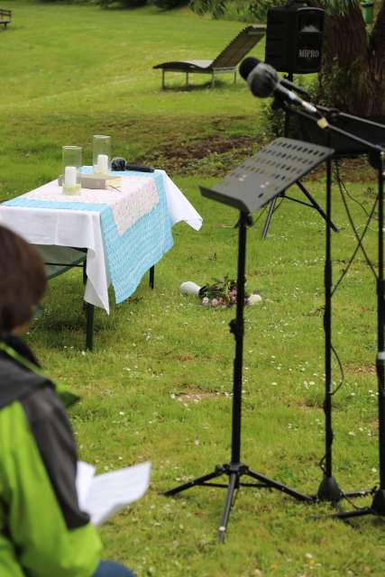 Himmelfahrtsgottesdienst am Humboldtsee mit viel Gesang