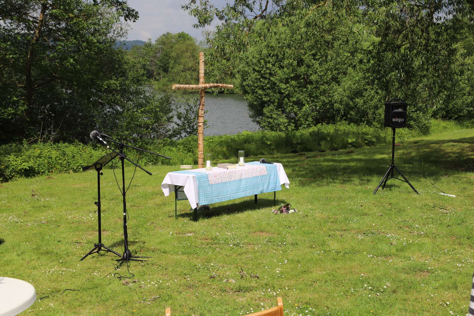 Himmelfahrtsgottesdienst am Humboldtsee mit viel Gesang