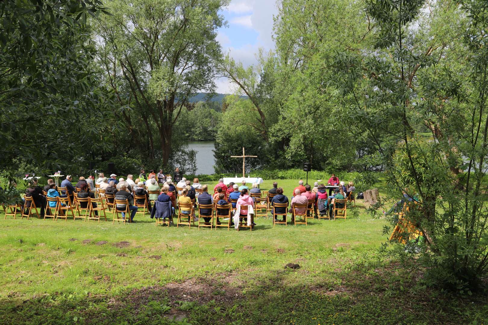 Himmelfahrtsgottesdienst am Humboldtsee mit viel Gesang