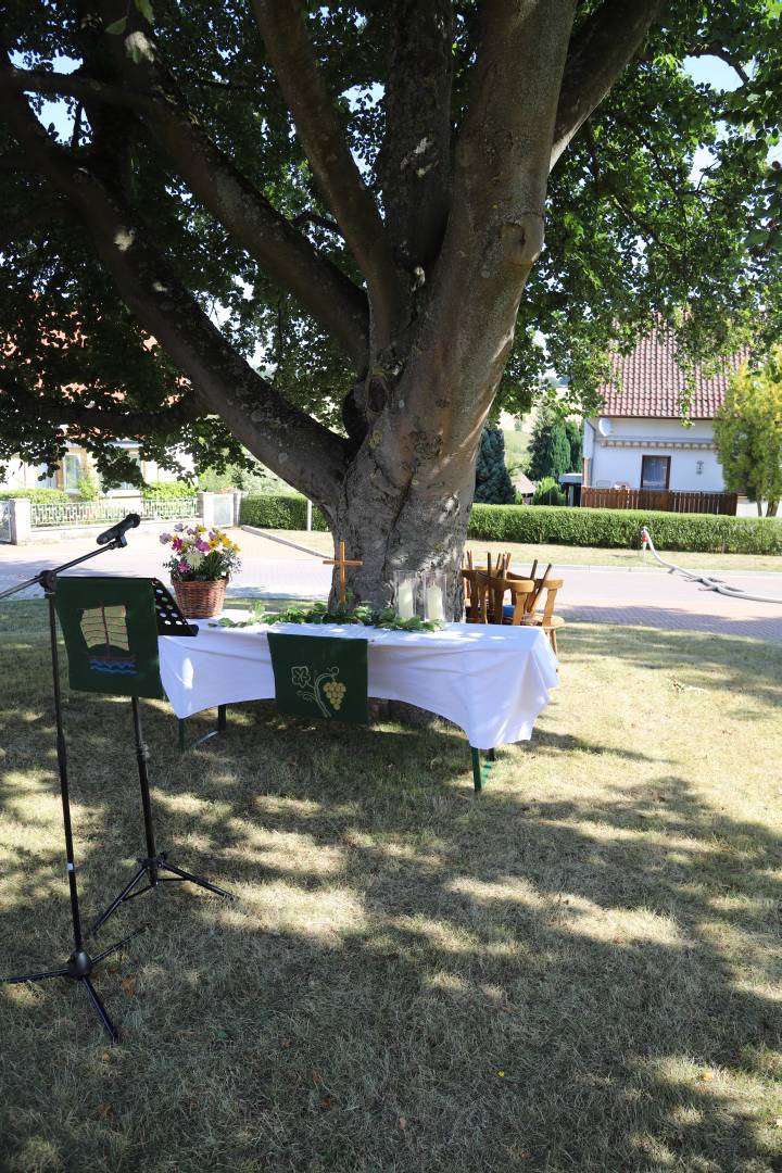 Sommerkirche im Rahmen des Familienfestes der Feuerwehr Coppengrave