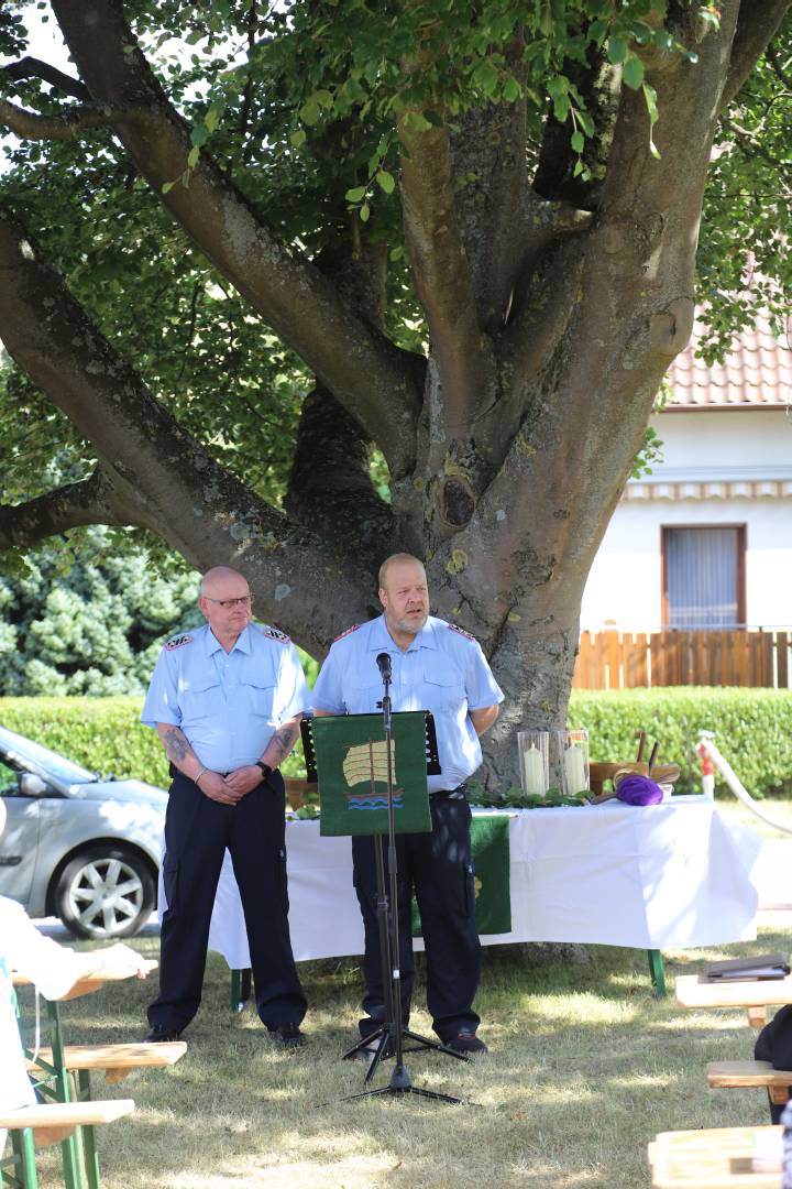 Sommerkirche im Rahmen des Familienfestes der Feuerwehr Coppengrave