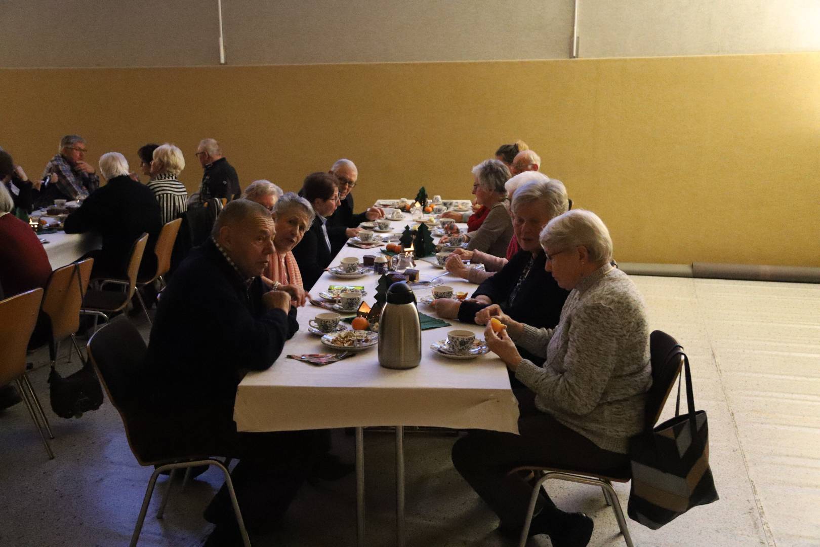 Adventskaffee der Senioren in Coppengrave am 2. Advent