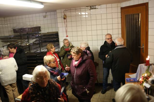 Lebendiger Adventskalender in der Backstube