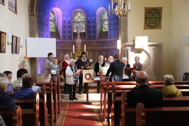 Osterfestgottesdienst mit Osteraktionen