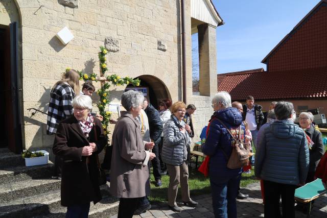 Osterfestgottesdienst mit Osteraktionen