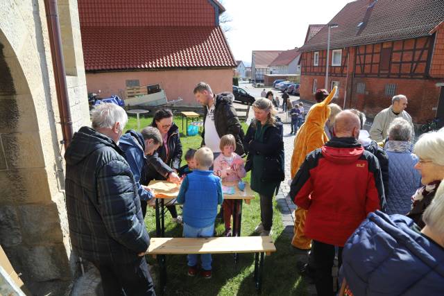 Osterfestgottesdienst mit Osteraktionen