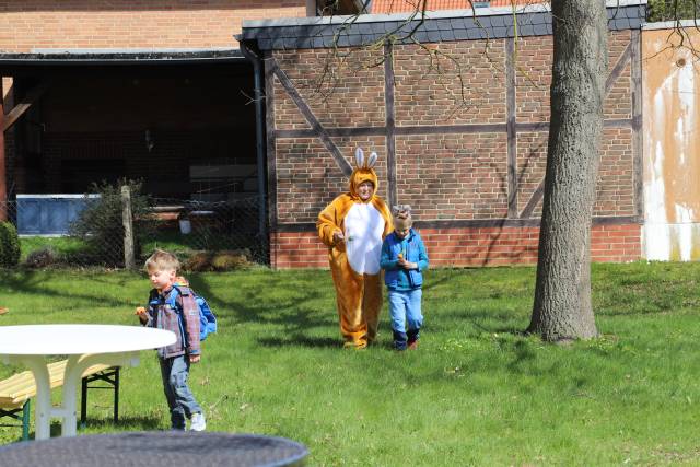 Osterfestgottesdienst mit Osteraktionen