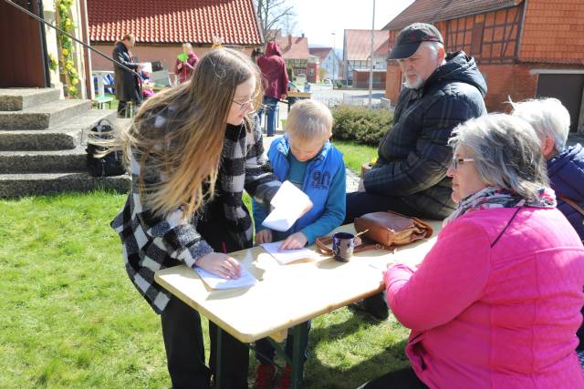 Osterfestgottesdienst mit Osteraktionen