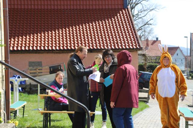 Osterfestgottesdienst mit Osteraktionen