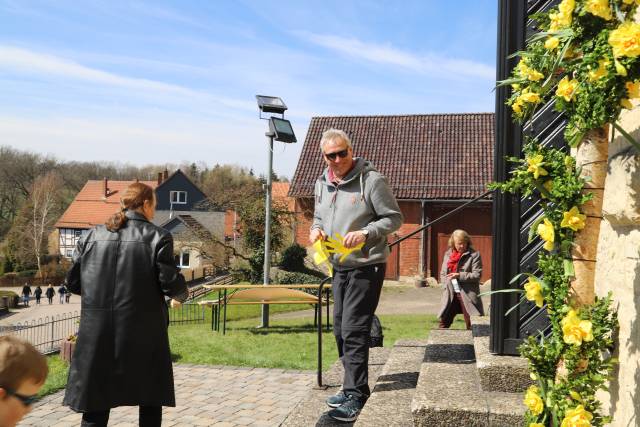 Osterfestgottesdienst mit Osteraktionen