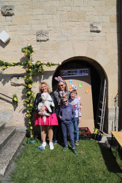 Osterfestgottesdienst mit Osteraktionen