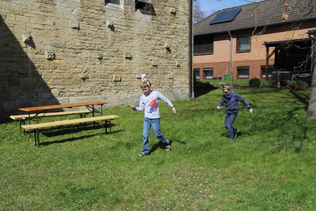 Osterfestgottesdienst mit Osteraktionen