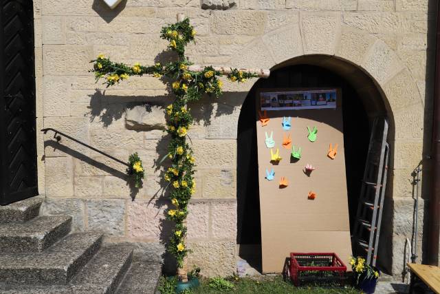 Osterfestgottesdienst mit Osteraktionen