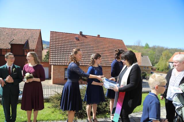 Bericht über die Konfirmation in der St. Franziskuskirche