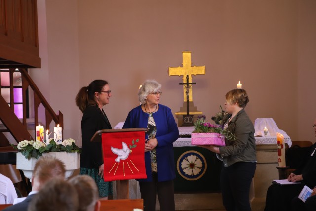 Küsterin der St. Maternuskapelle Frau Siedenburg in den Ruhestand verabschiedet