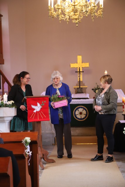 Küsterin der St. Maternuskapelle Frau Siedenburg in den Ruhestand verabschiedet