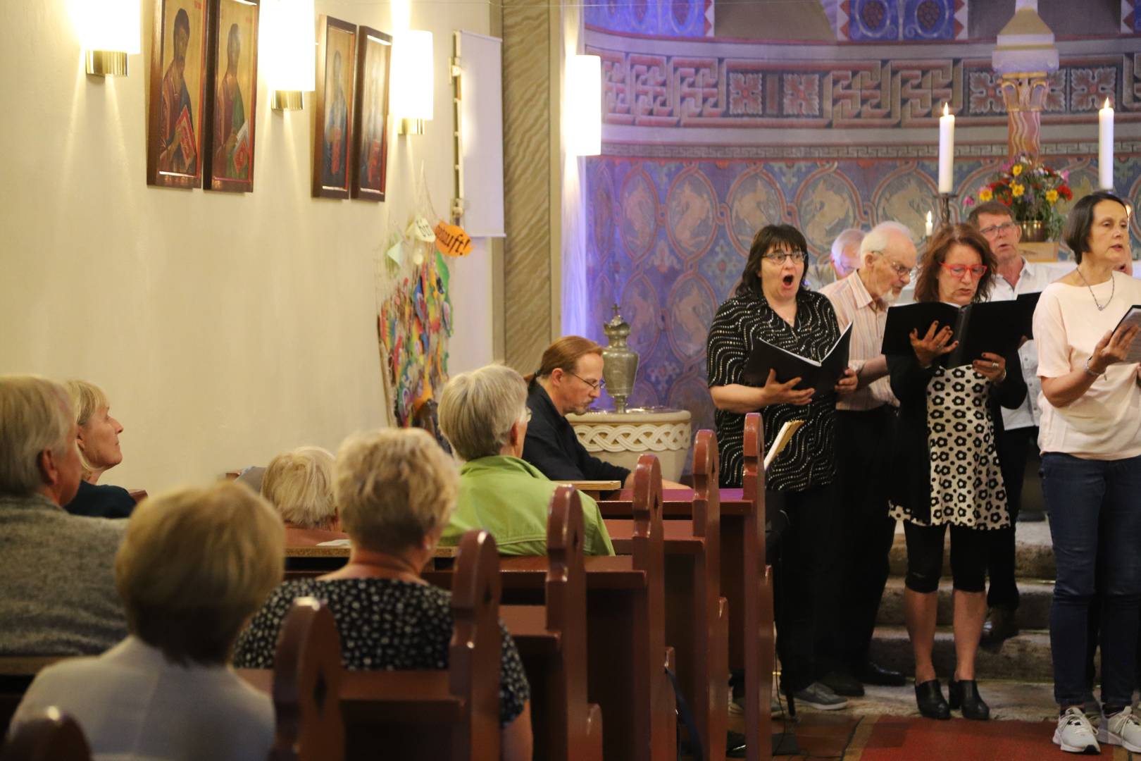 Lesung von Pastor i.R. Makarowski in der St. Franziskuskirche