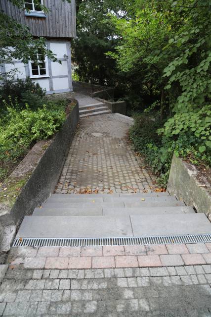 Die Treppe zur Katharinenkirche ist fast fertiggestellt