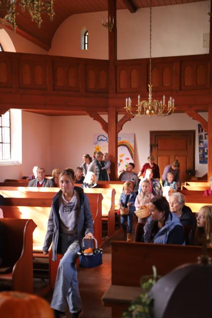 Erntedankfest in der St. Maternuskapelle in Weenzen