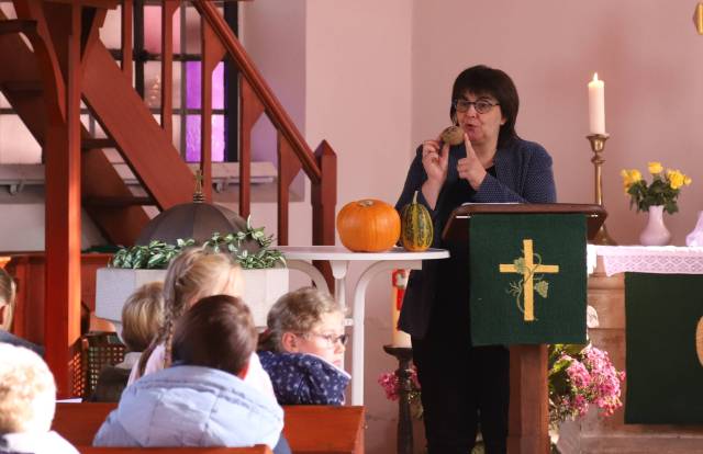 Erntedankfest in der St. Maternuskapelle in Weenzen