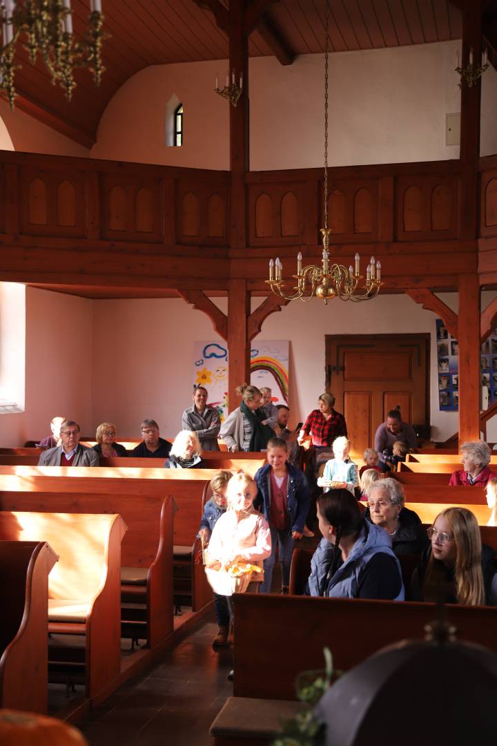 Erntedankfest in der St. Maternuskapelle in Weenzen