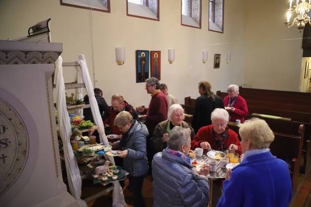 Ostermontag in der St. Franziskuskirche mit Osterbrunch