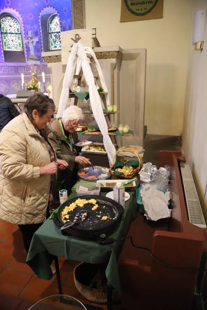 Ostermontag in der St. Franziskuskirche mit Osterbrunch