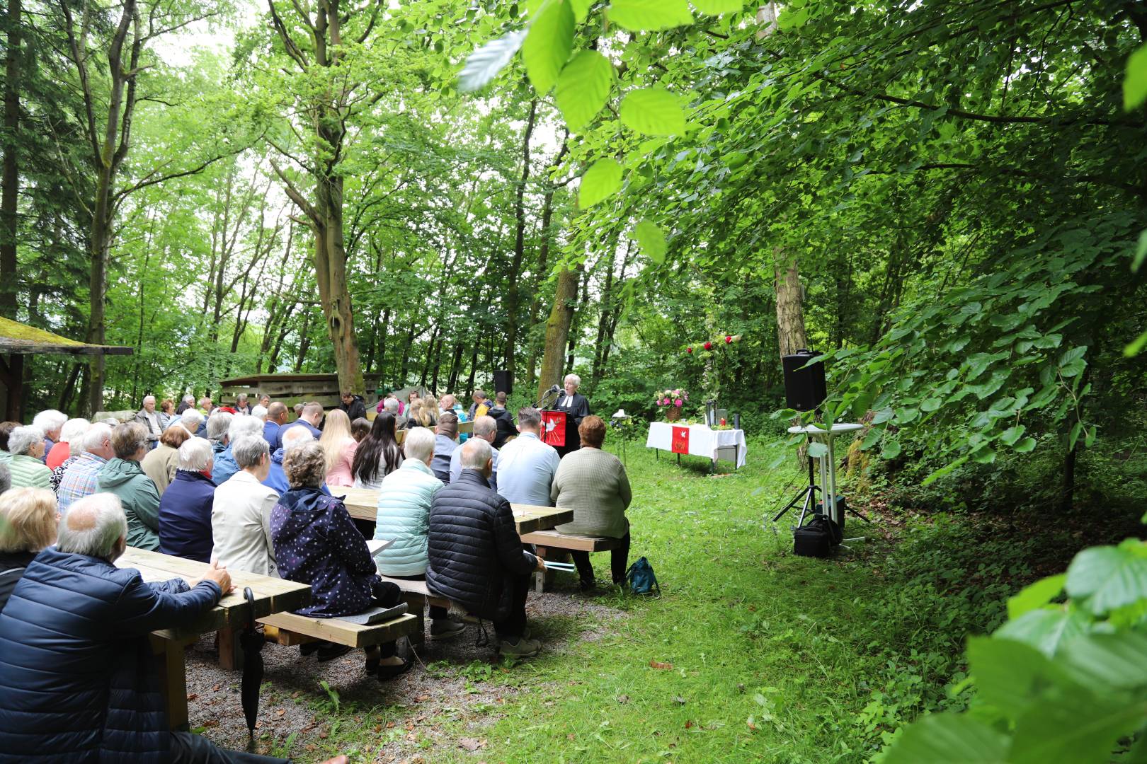 Ökumenischer Pfingstgottesdienst an der Köhlerhütte