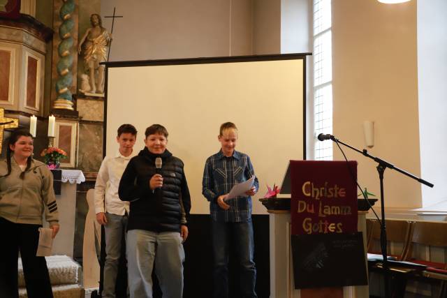Impressionen vom Vorstellungsgottesdienst der Konfirmanden