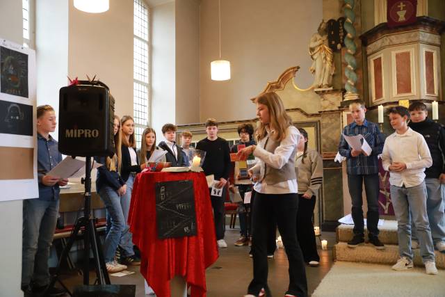 Impressionen vom Vorstellungsgottesdienst der Konfirmanden