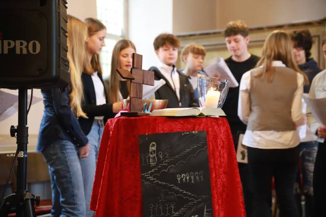 Impressionen vom Vorstellungsgottesdienst der Konfirmanden