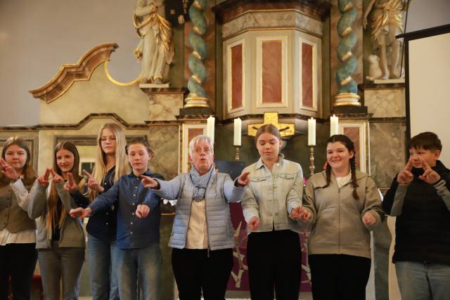 Impressionen vom Vorstellungsgottesdienst der Konfirmanden