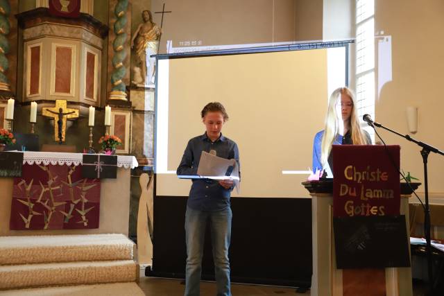 Impressionen vom Vorstellungsgottesdienst der Konfirmanden