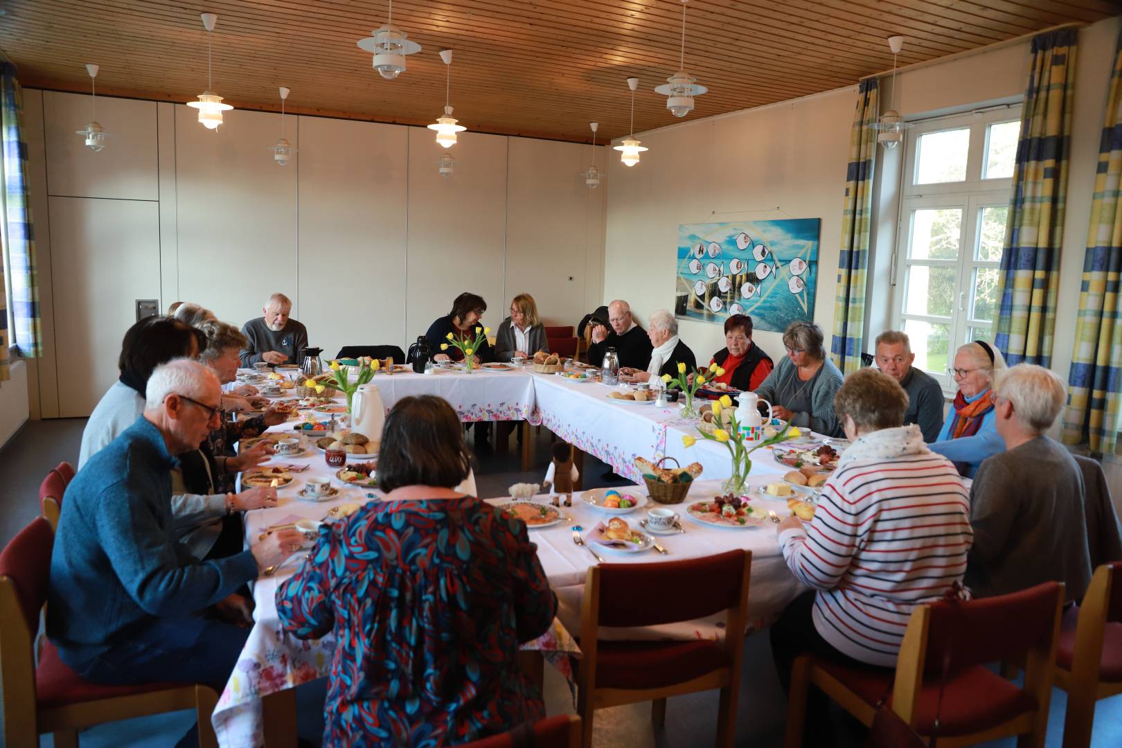 Osterfrühgottesdienst mit Frühstück in Duingen