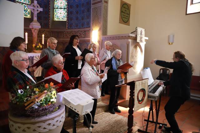 Ostermontag an der St. Franziskuskirche mit Aktionen