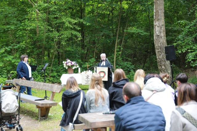 Begrüßungsgottesdienst an der Köhlerhütte