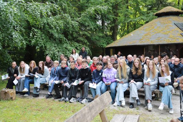 Begrüßungsgottesdienst an der Köhlerhütte