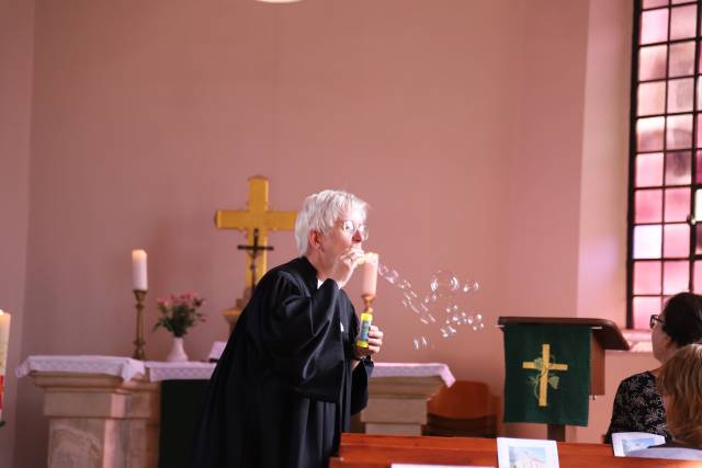 Taufe von Yannis Bock in der St. Maternuskirche in Weenzen
